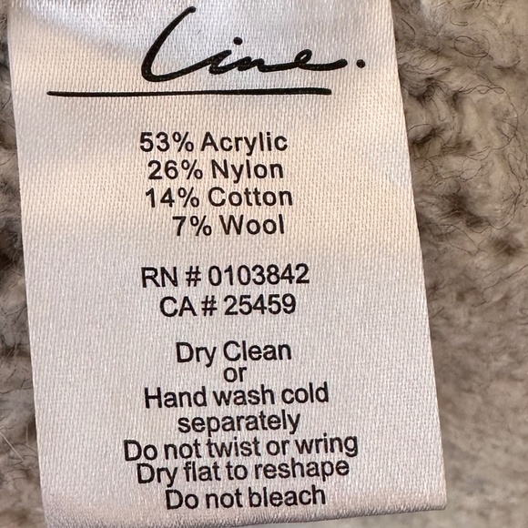 Line Knit Sweater - Very Light Grey - Size Small (S) - Picture 6 of 7